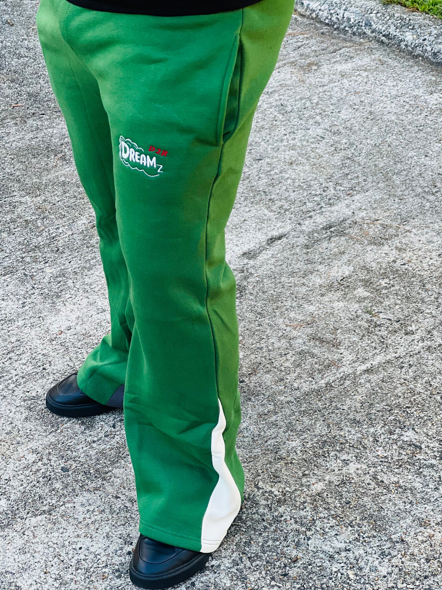 DREAMZ FLEECE SWEATS